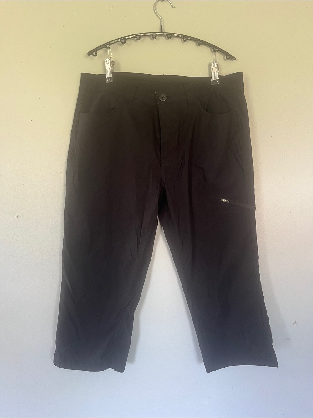 Eddie Bauer Black Women's Capris 12
